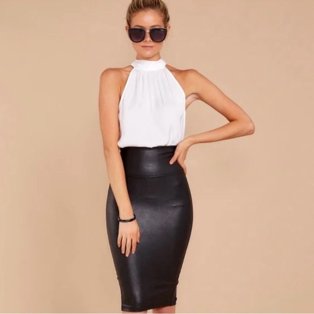 SPANX faux leather high waisted pencil skirt